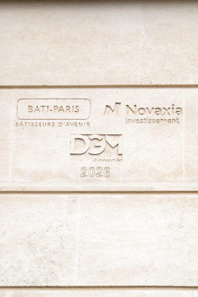 L'opération a été conçue par l'agence DGM & Associés, et réalisée en co-promotion avec Bati Paris (70 %) et Novaxia R (30 %)